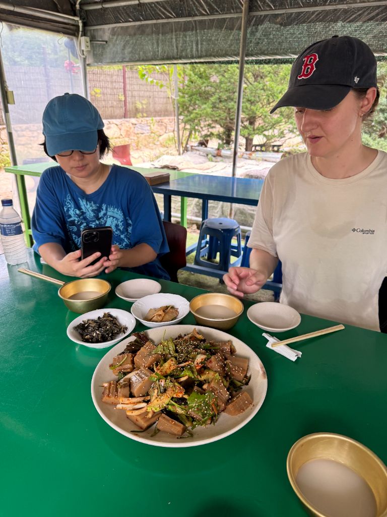 Guests enjoying mountain lunch
