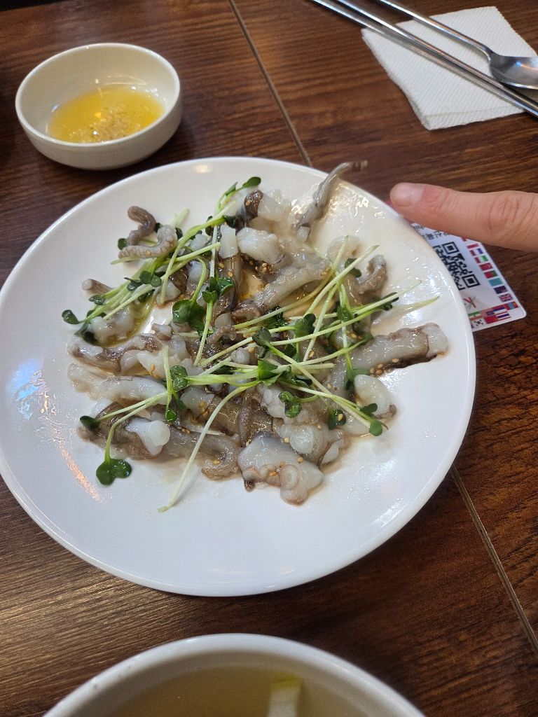 Live octopus sannakji dish