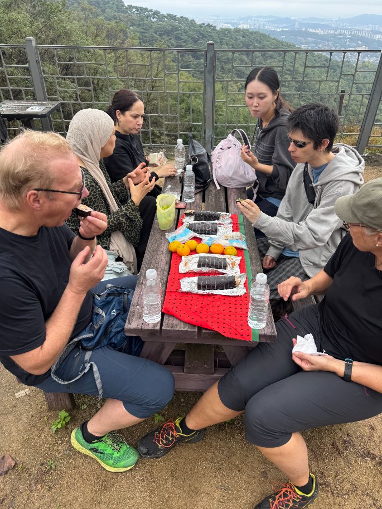 Outdoor picnic lunch on the trail